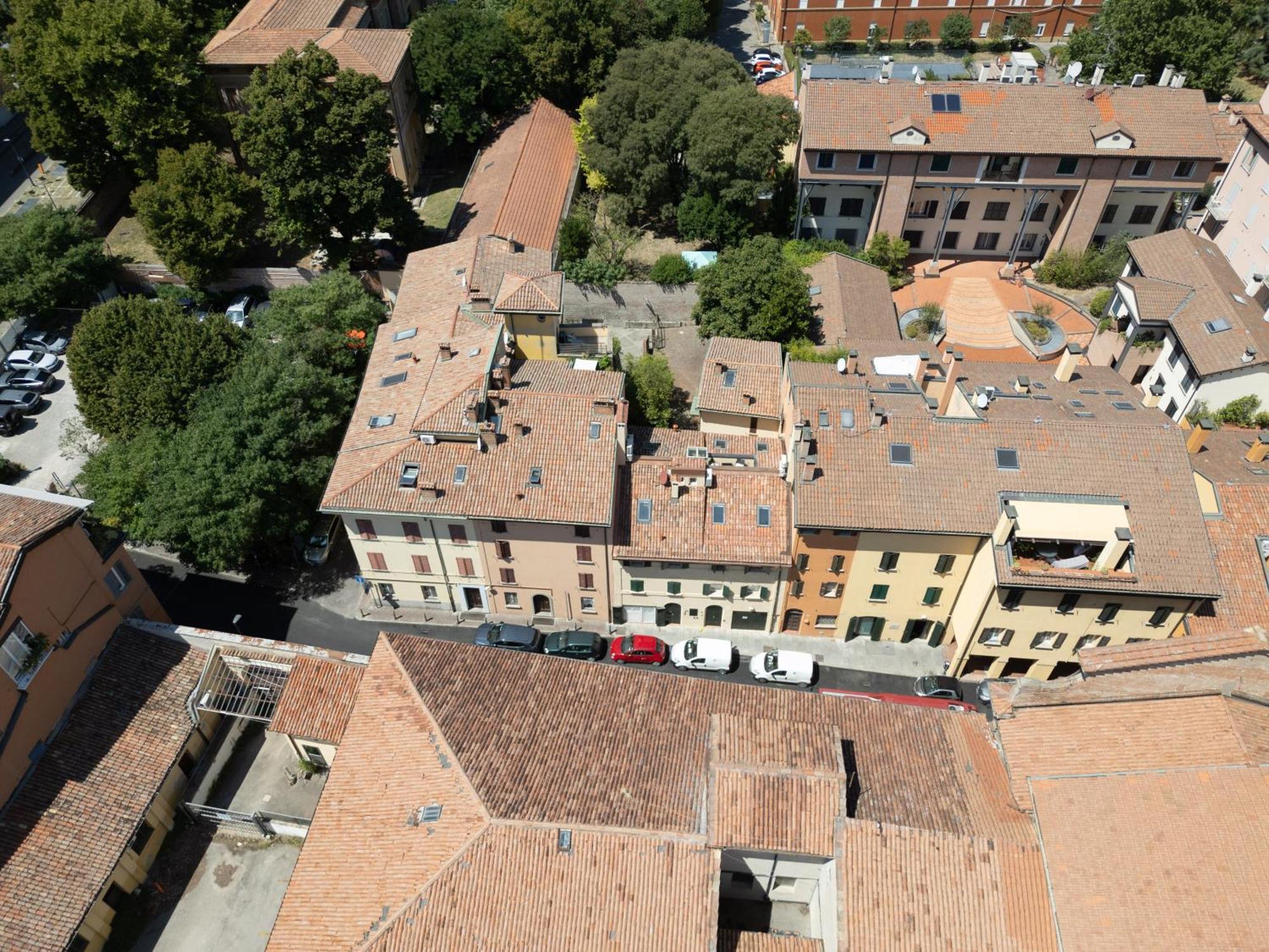 Frassinago Deluxe Suites-Bolognarooms エクステリア 写真